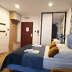Apartamentyprzymorzu Reymonta דירה *